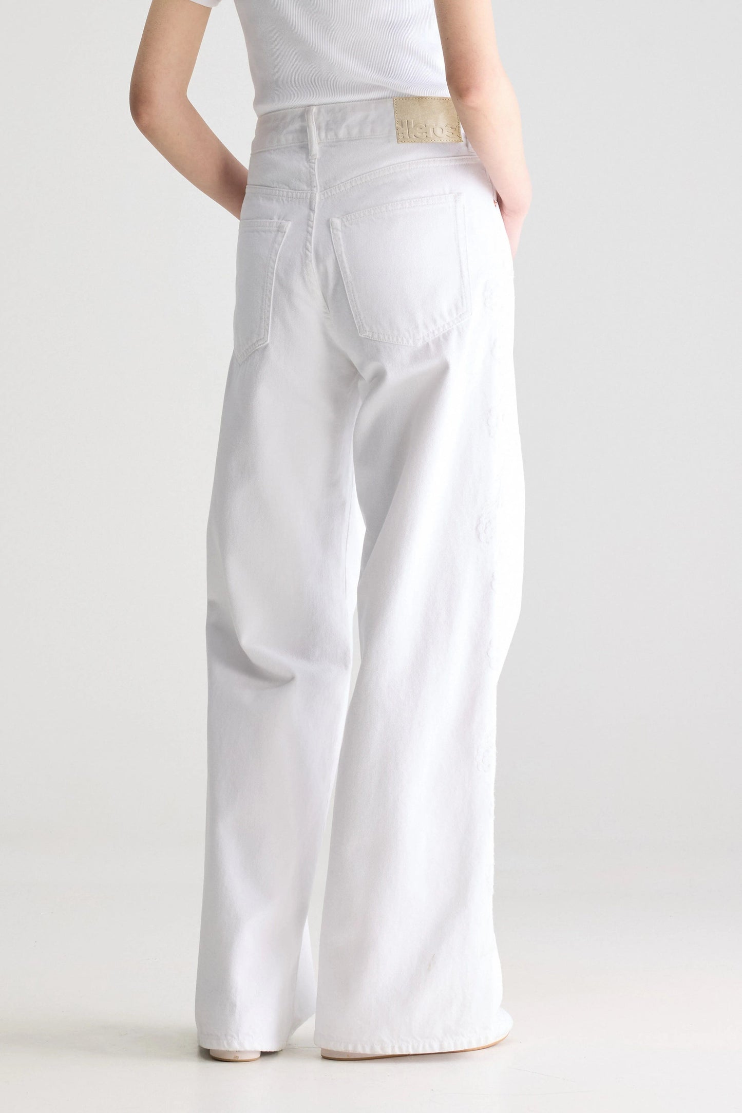 KANSAS EMBROIDERED JEANS