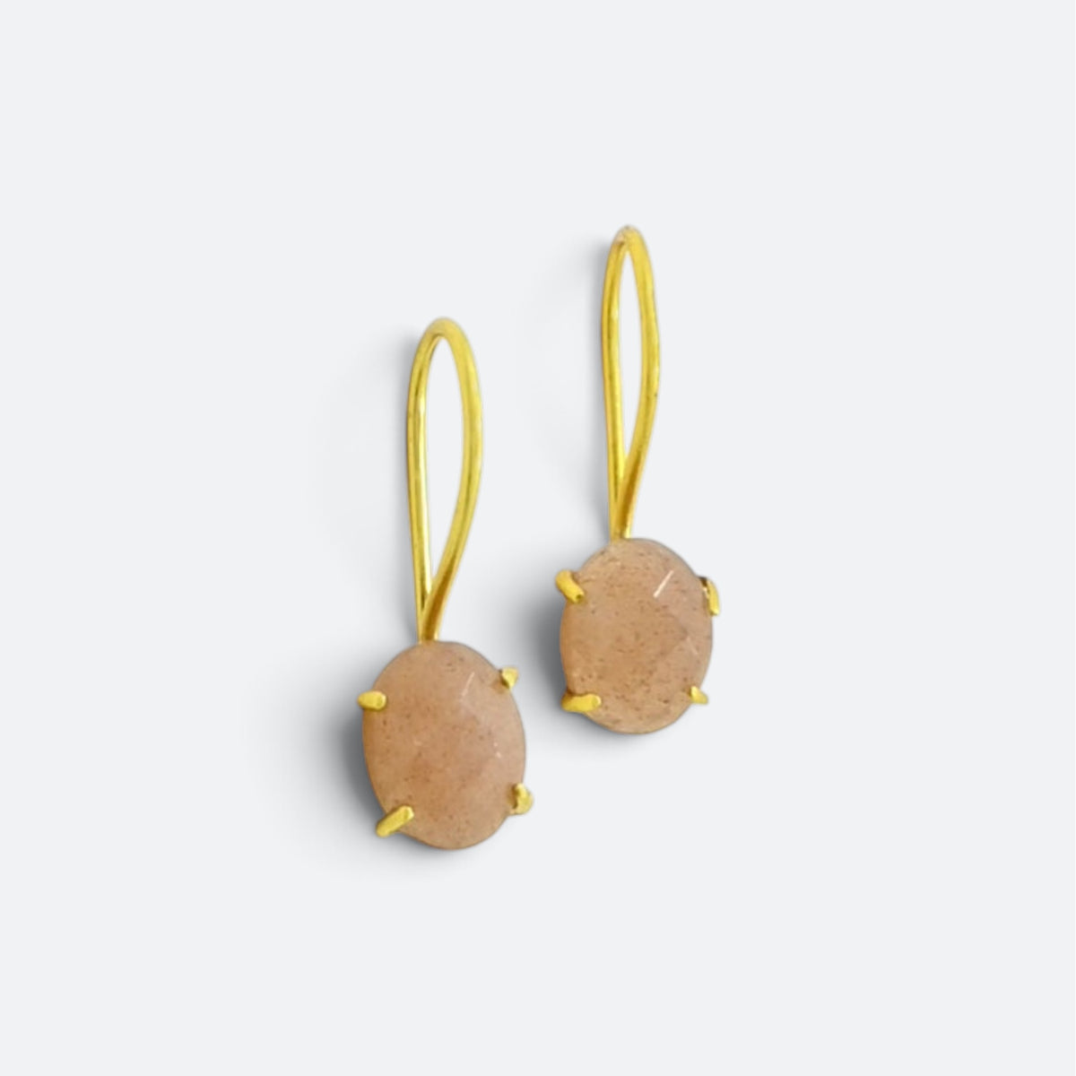 Clara Earrings Peach Moonstone