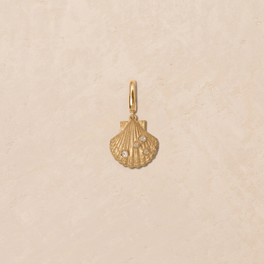 Mini Jack Shell Pendant