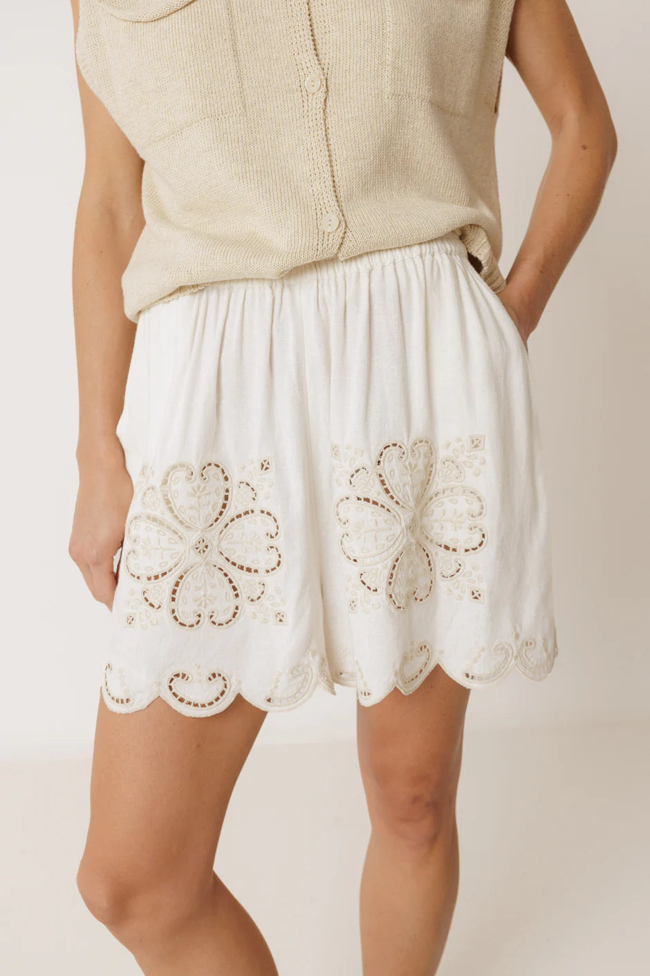 Floral Shorts Off White