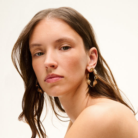 Mira Torsade Medium Hoop Earrings Gold