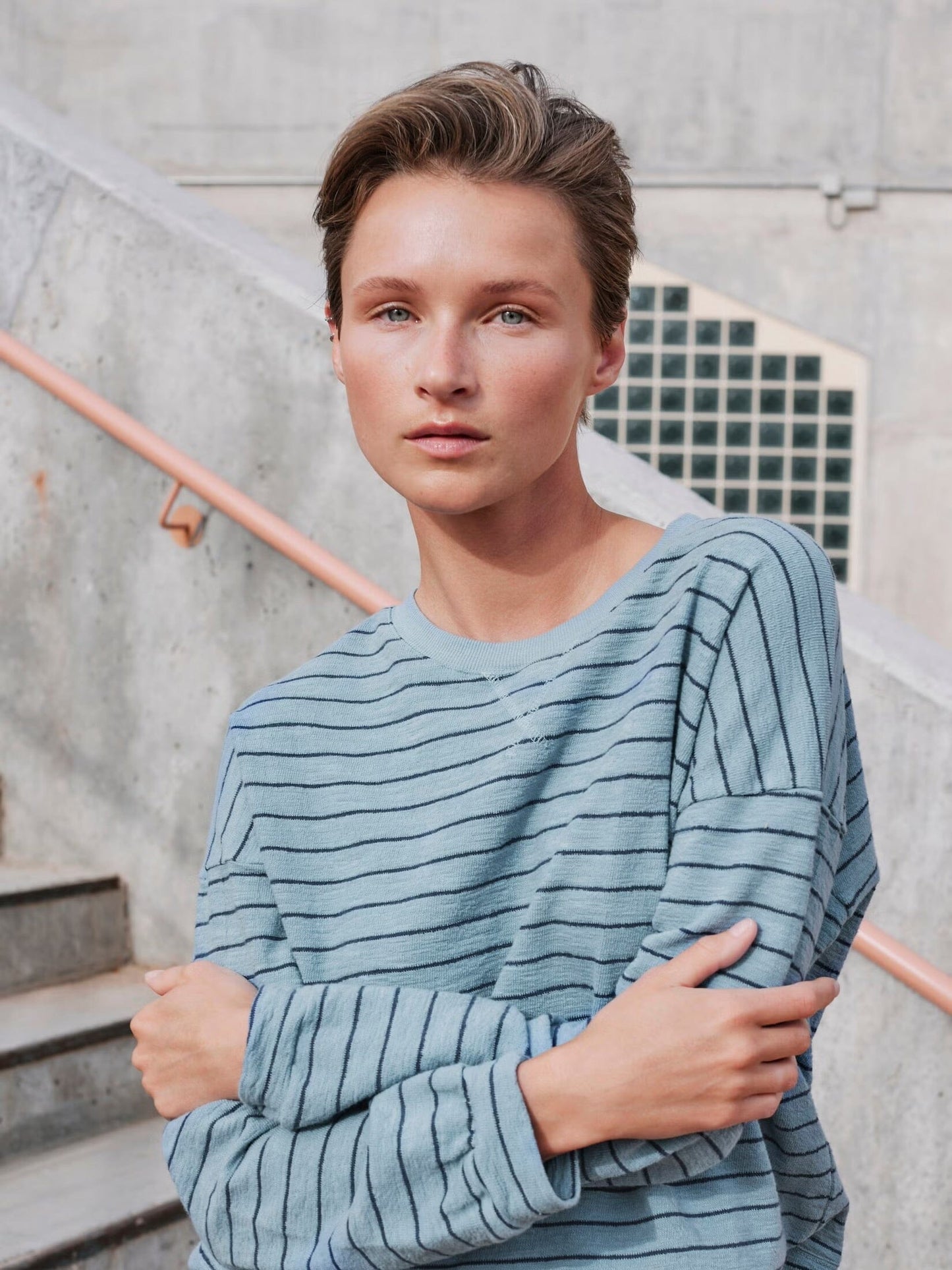 LARA SWEATSHIRT BLUE STRIPES