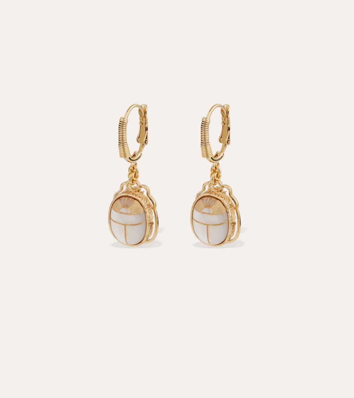 Tao Scaramouche Earrings Mother of Pearl