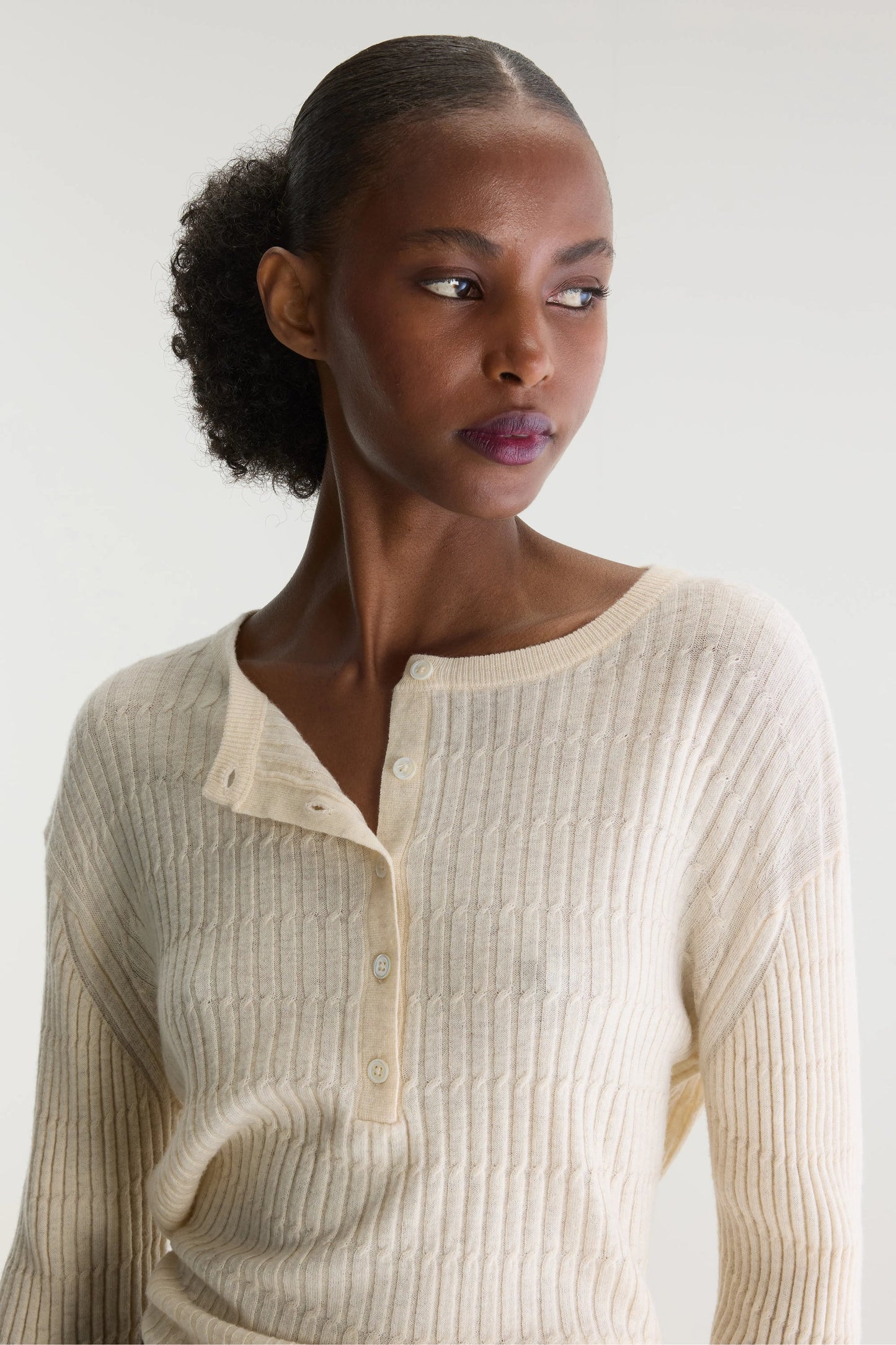 Aryro Sweater