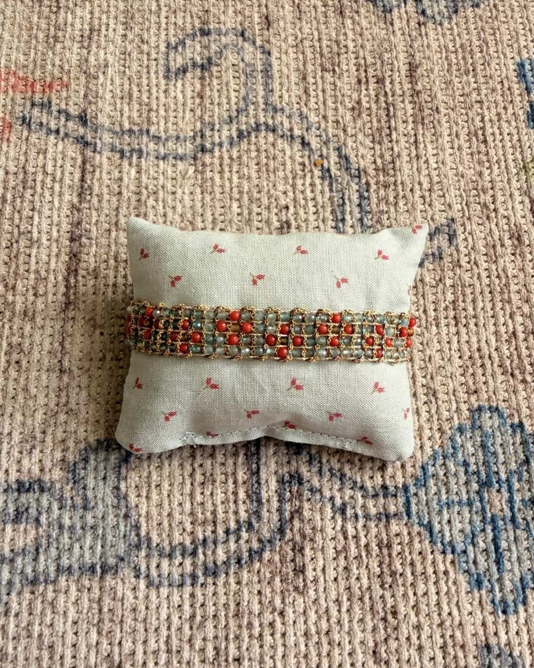 JAIPUR YELLOW TOURMALINE, CORAL & APATITE BRACELET