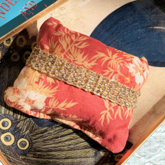 JAIPUR GOLD MOONSTONE BRACELET