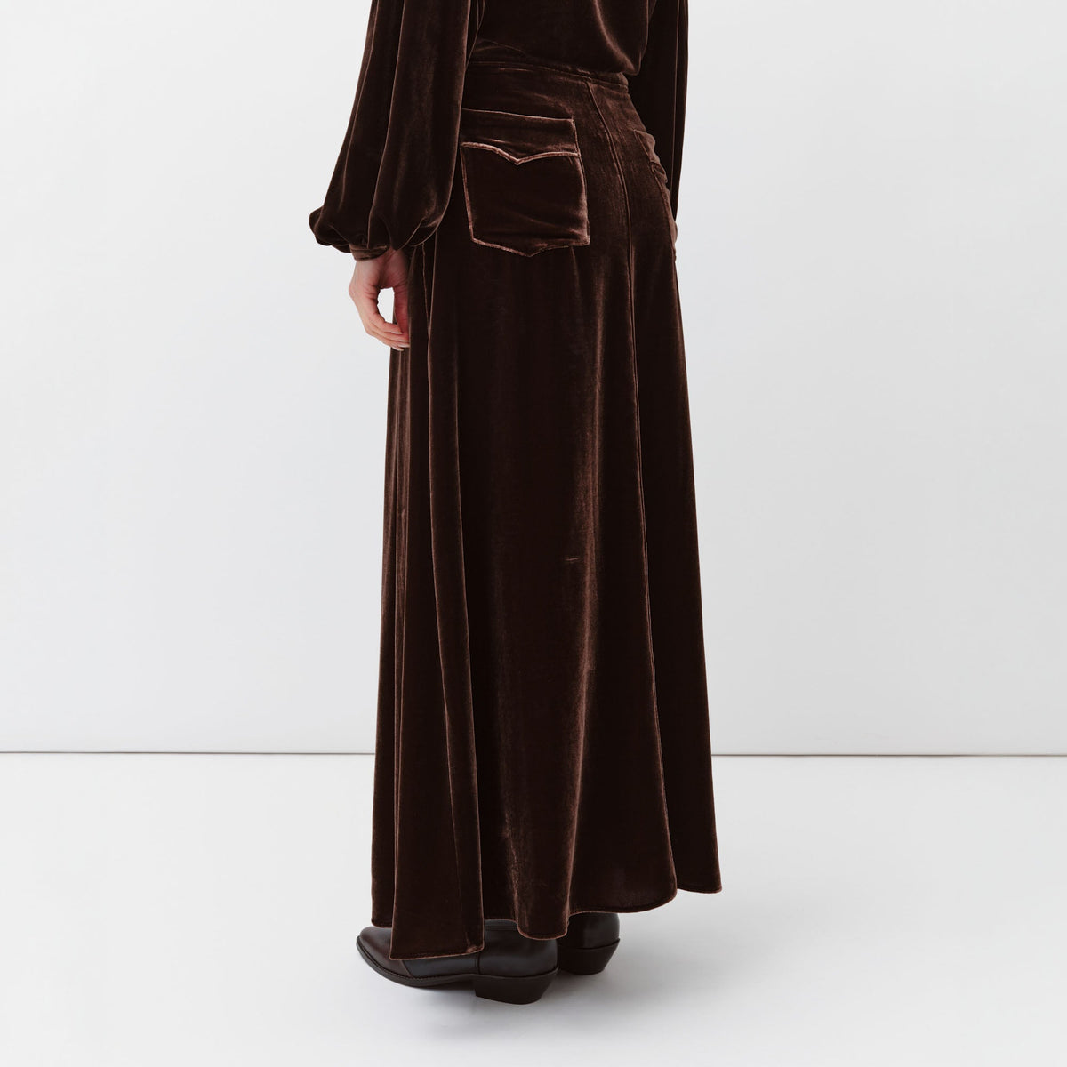 Jazo Velvet Skirt Chestnut – Diega