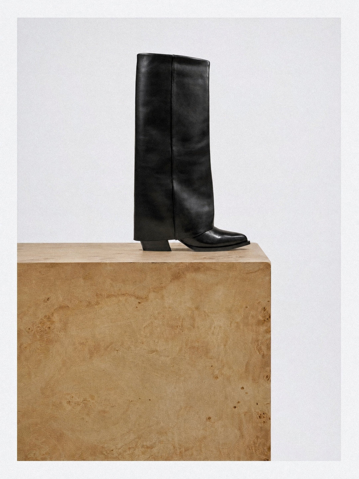 Joan Rolled-Cuff Leather Boots Black – Mi/Mai