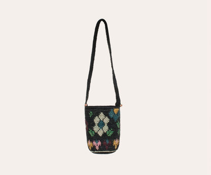 RAFFIA BUCKET BAG