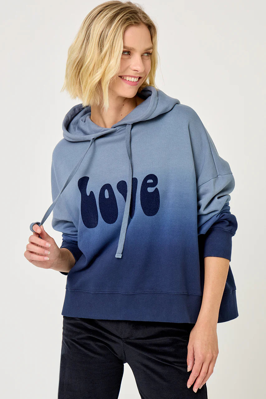 LOVE SWEATSHIRT