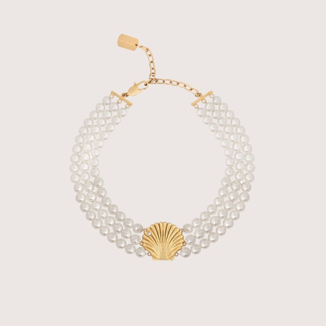 PEARLS & SHELL NECKLACE