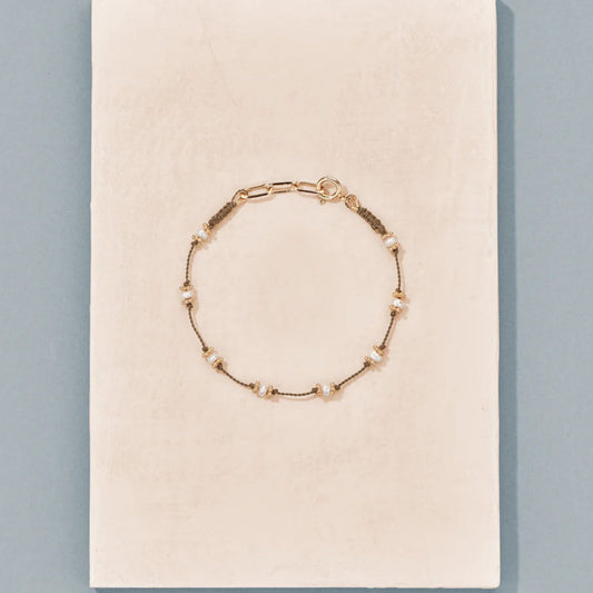 LOTUS BRACELET BEIGE AND PEARLS