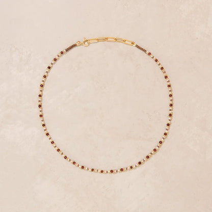 KRAVAT NECKLACE GARNETS