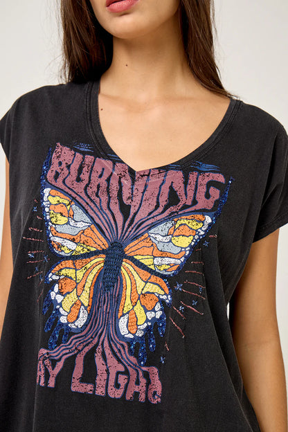 BUTTERFLY T-SHIRT