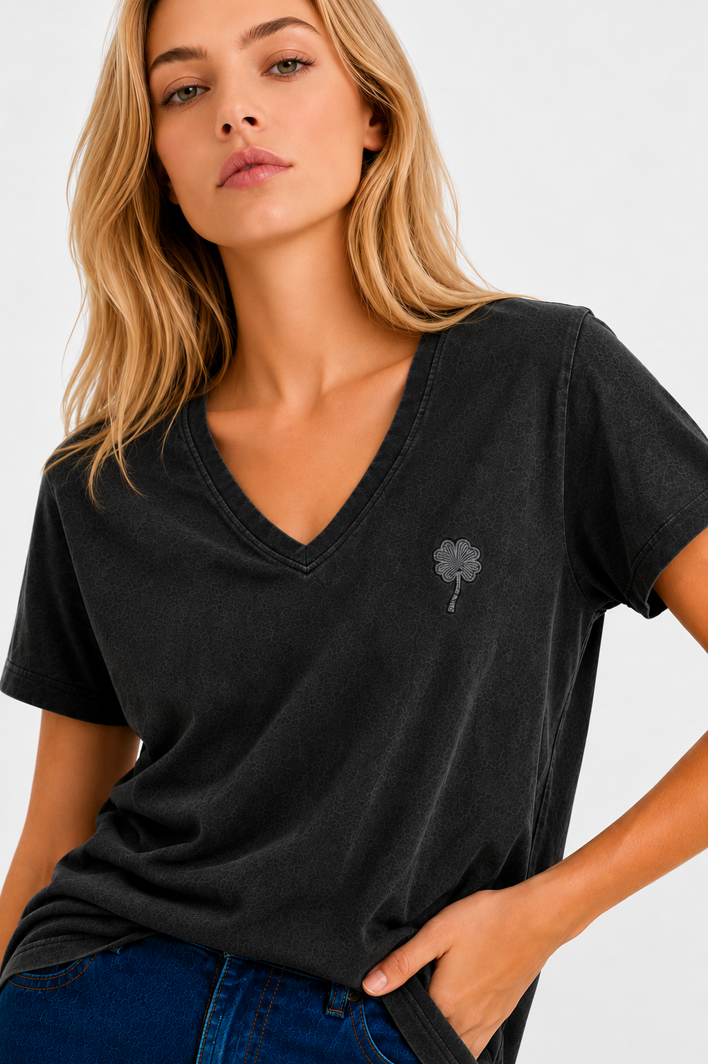 Clover T-Shirt Night – FIVE