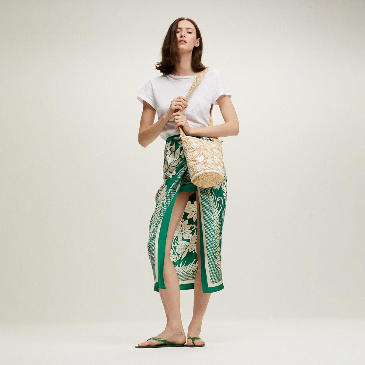 Tahiti Raffia Bucket Bag Natural