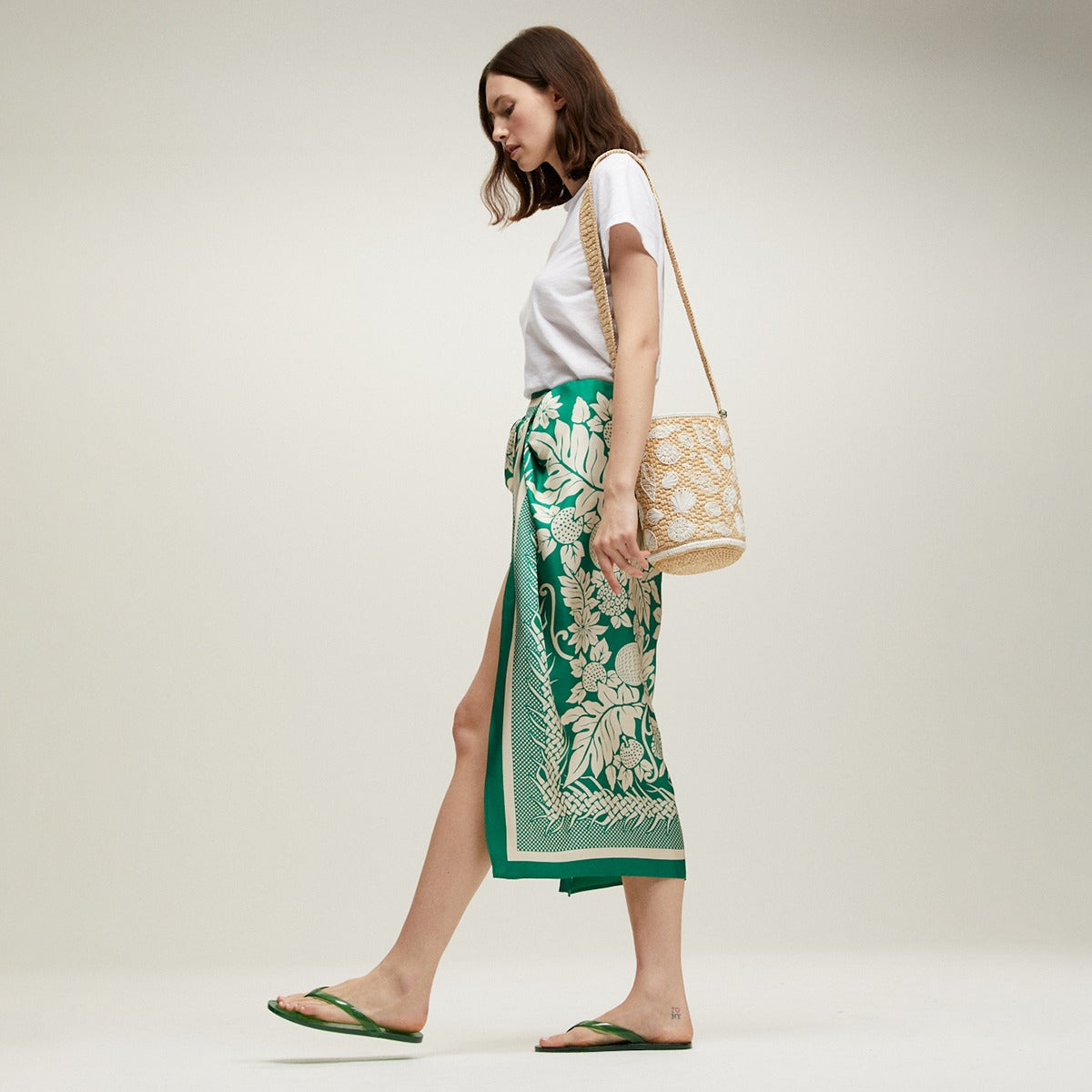 Tahiti Raffia Bucket Bag Natural