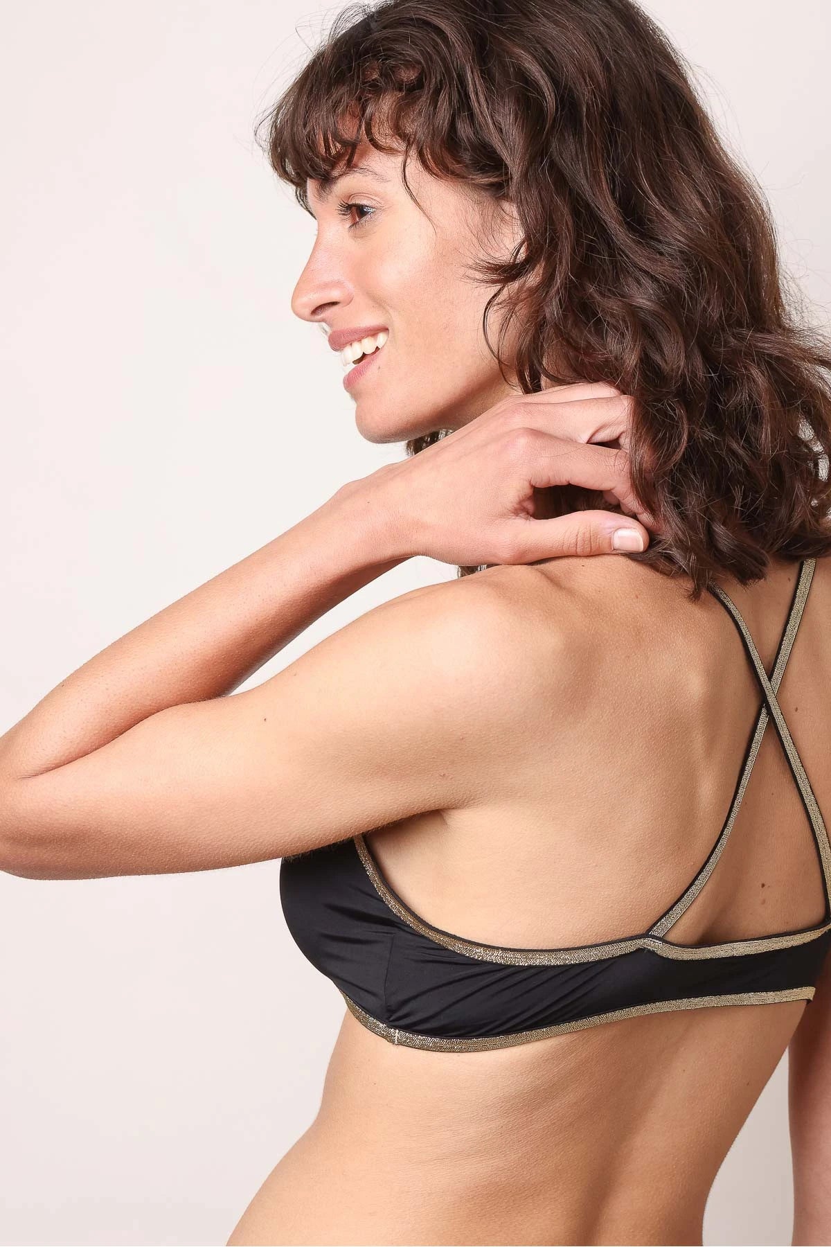 GEORGIA TRIANGLE BRA BLACK