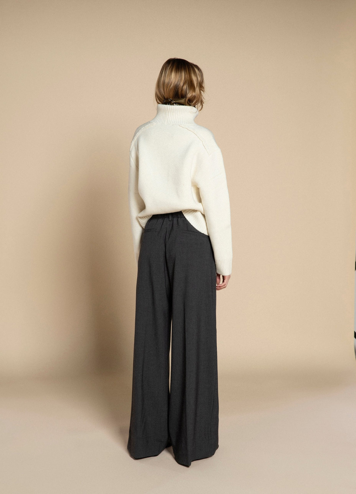 Myths Wide Pleated Trousers Black