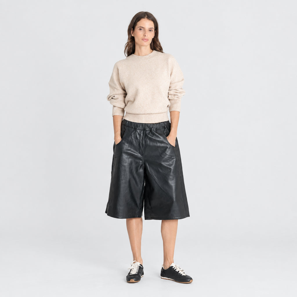 Lauren Leather Bermuda Black – Serge Pariente
