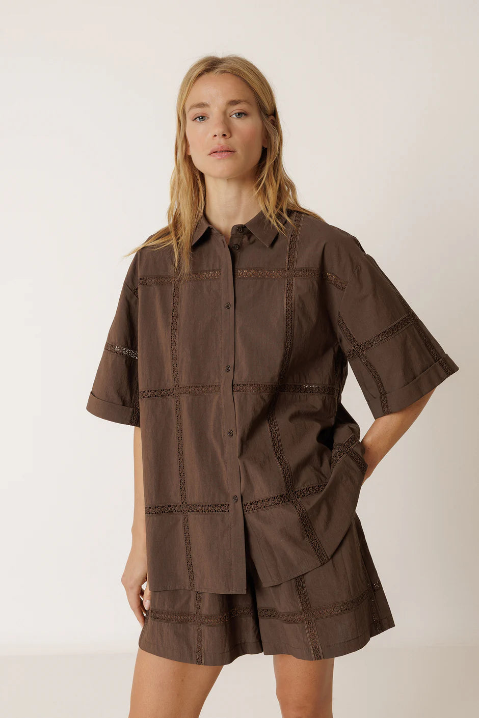 Lace Poplin Shirt Brown