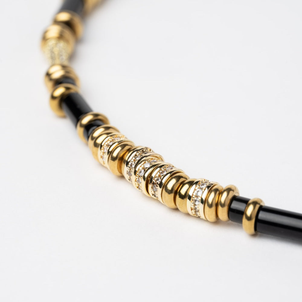 Yara Shiny Necklace Black
